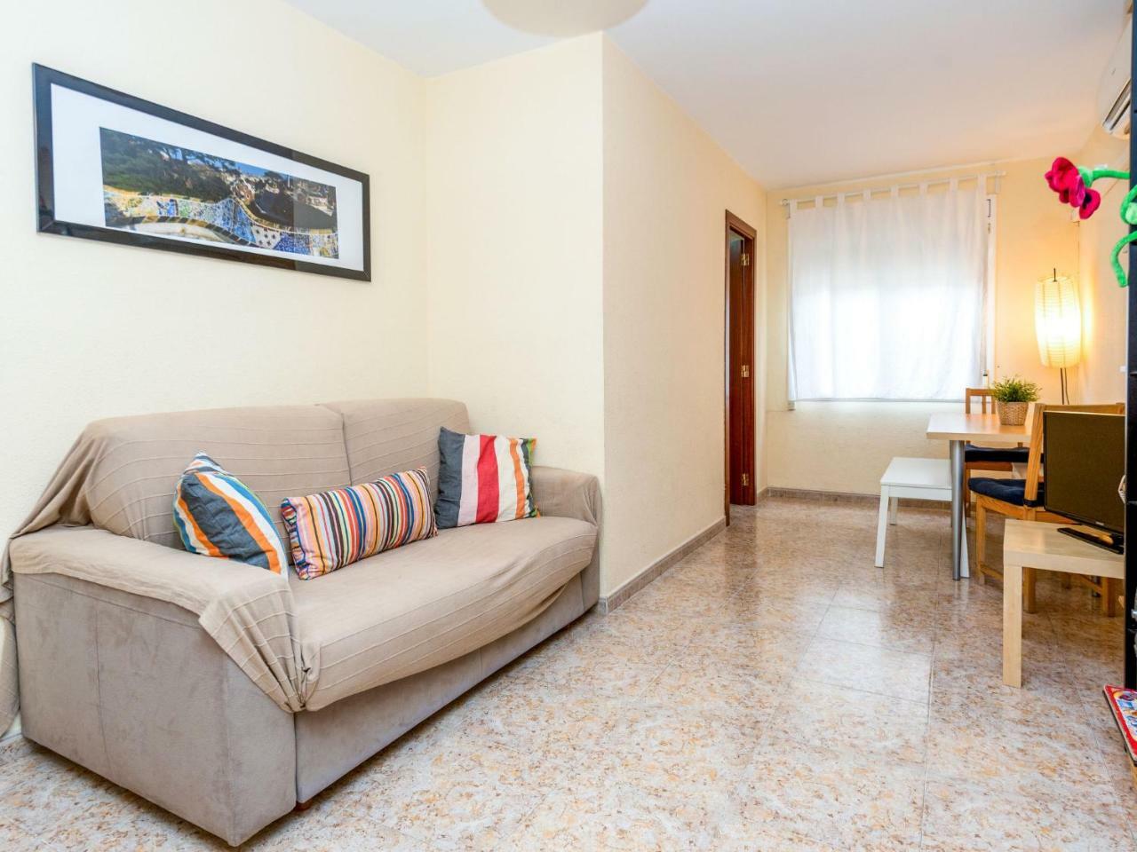 Apartment Camp Nou- Travessera De Les Corts By Interhome Barcelona Exterior foto