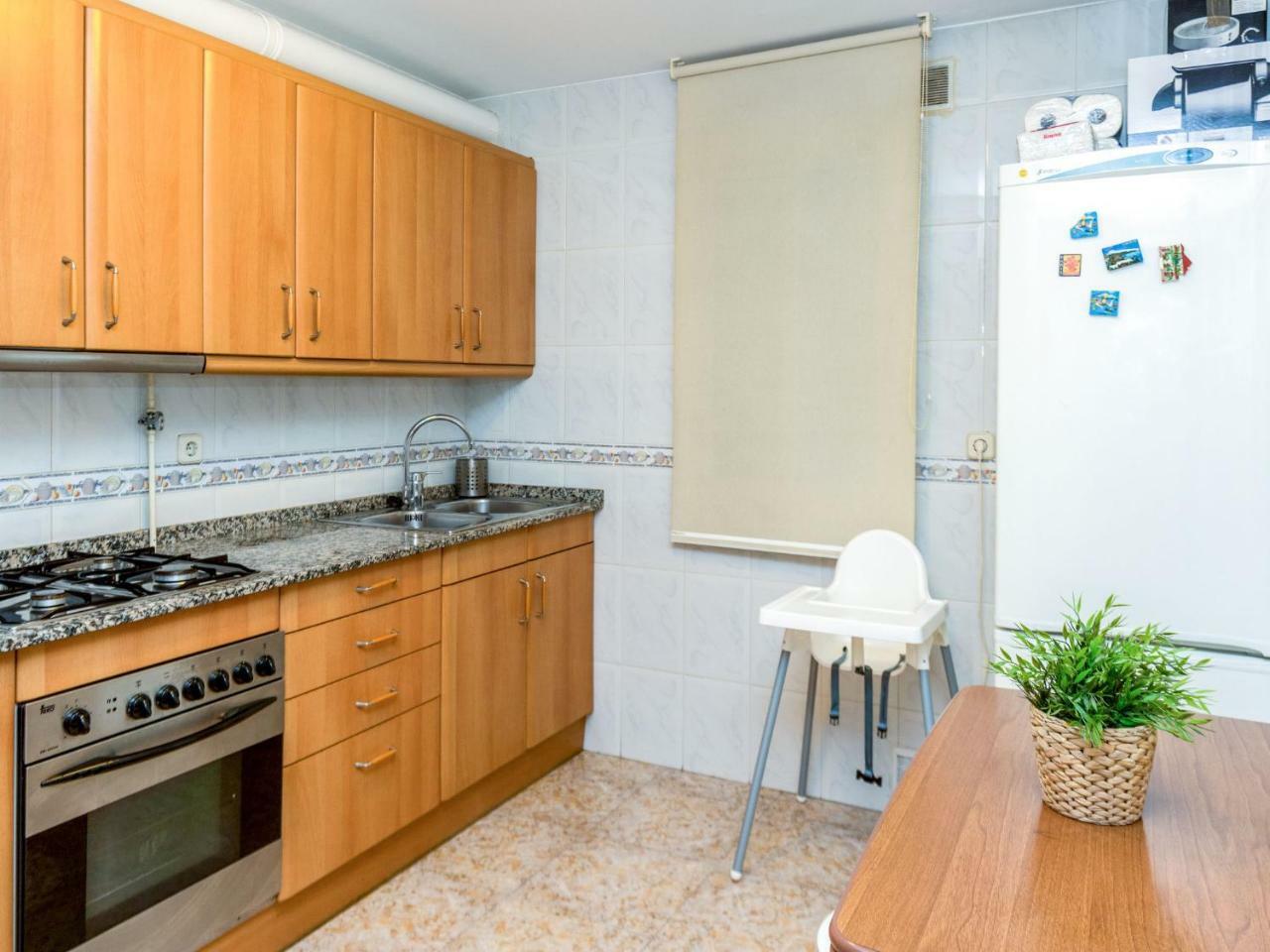 Apartment Camp Nou- Travessera De Les Corts By Interhome Barcelona Exterior foto