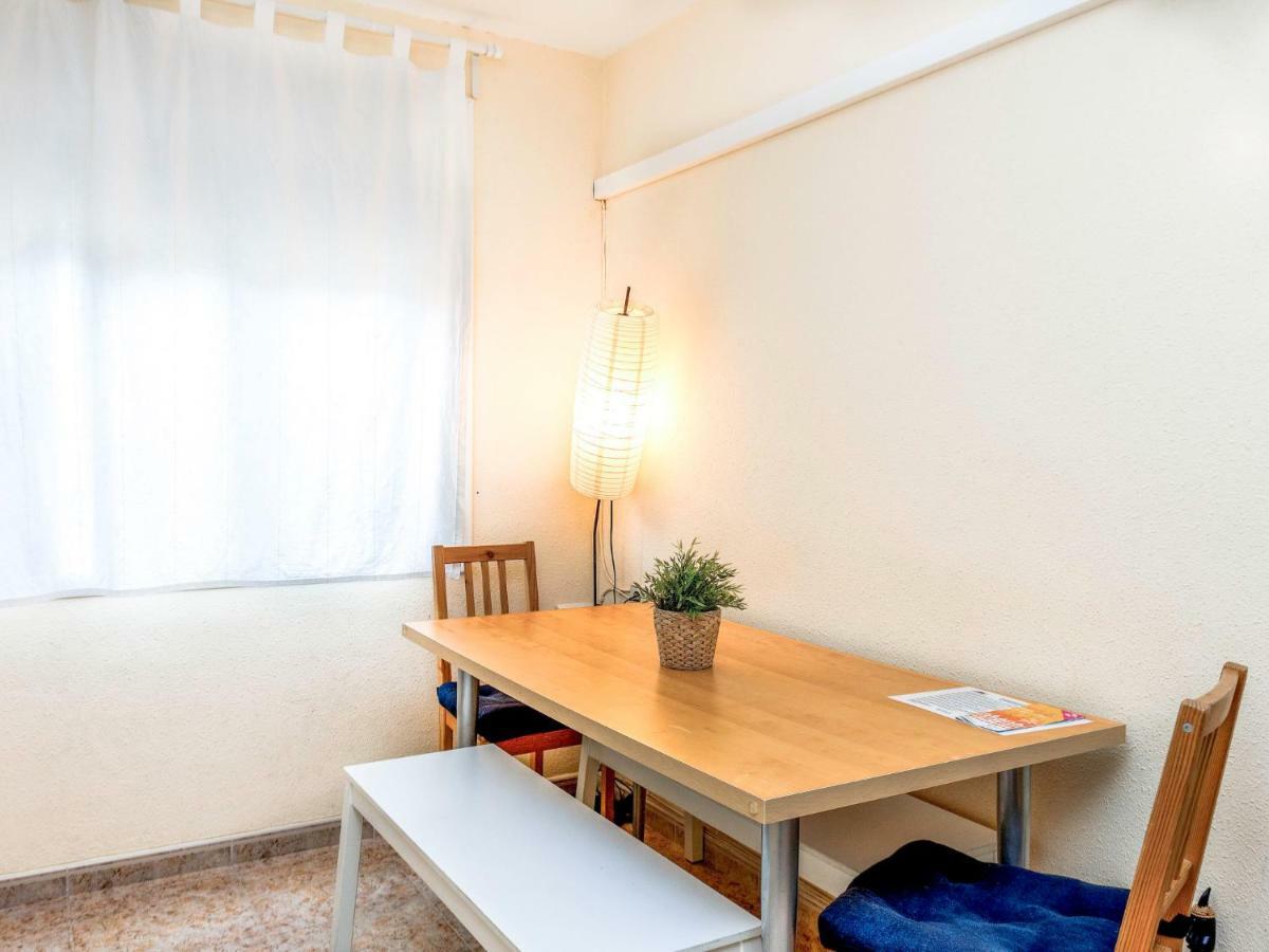 Apartment Camp Nou- Travessera De Les Corts By Interhome Barcelona Exterior foto